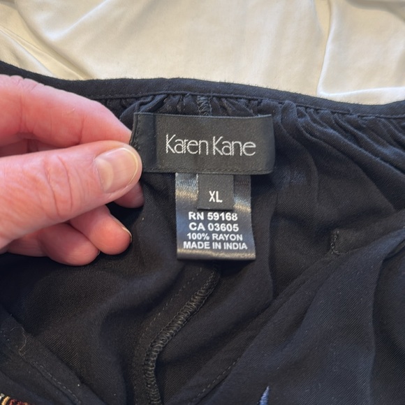 Karen Kane tunic - Picture 6 of 6